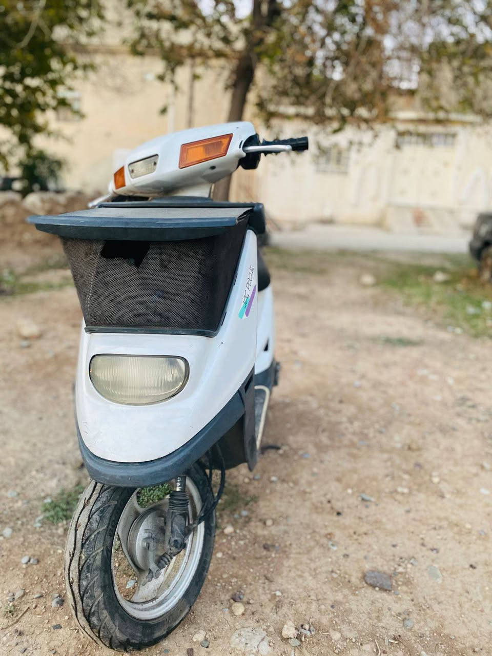 السلام وعليكم مطور بزون للبيع مكينه شرط شاصي شرط ويرمنيه كله شرط درع اصلي شرط تيت جدد تحريكه ومعدل 
شرط مطور حيلا نضيف  السعر 250 وبي مجال للاستفسار الاتصال على الرقم *********** بي وتساب مكاني موصل جنب ايمن
