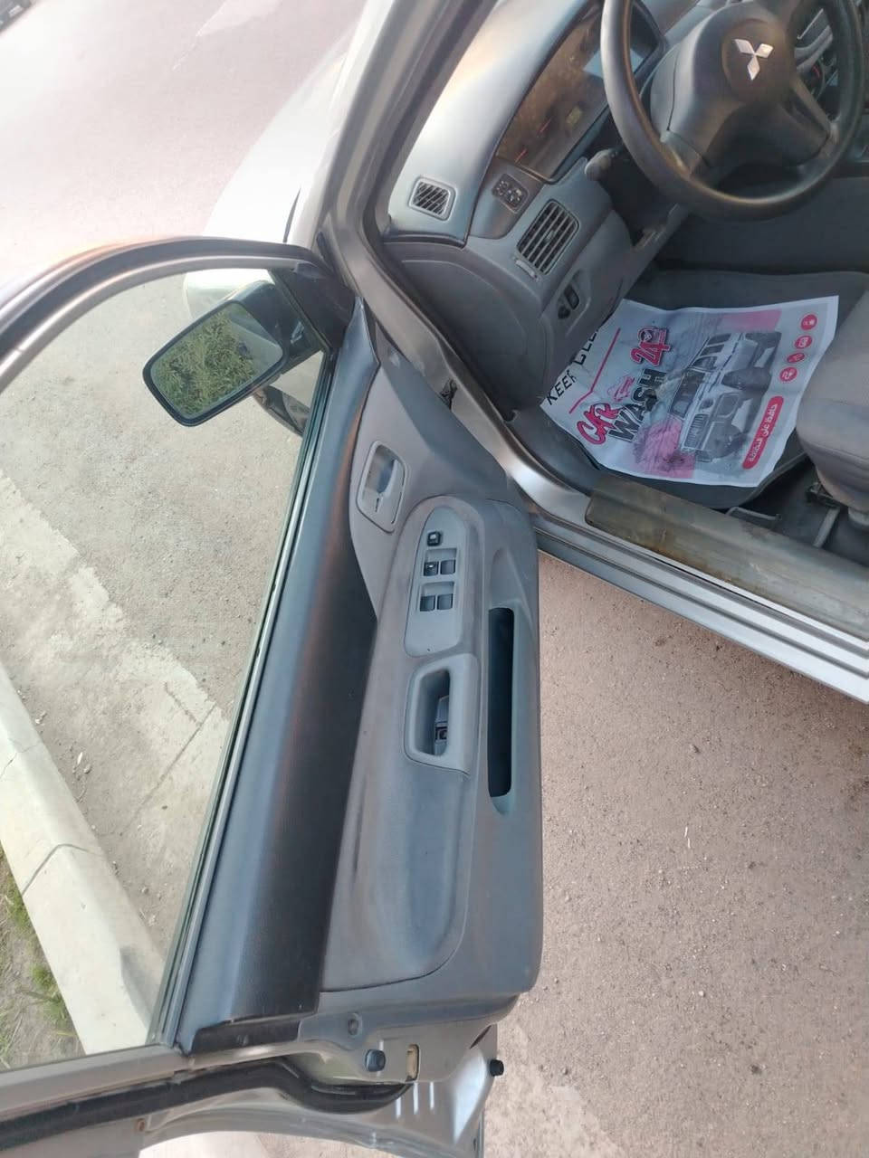 السلام عليكم لانسر موديل 2007 محرك 1500 اوتوماتيك تبريد تدفئة سنترلك تخم تاير جديد باتري جديد سياره صبغ عام جماليه فقط وعندي تصوير قبل صبغ كلها بلاد مكاني حي الجامعة الإتصال على الرقم *********** سعر 76 وبيها مجال
