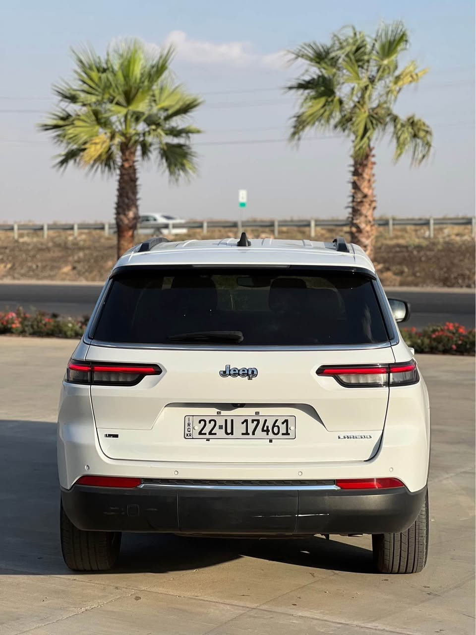 جيب كراند شيروكي
سياره مرقمه كامل
موديل 2023
مواصفات 
بصمه
بريك بصمه
رادار خلفي 
رادار امامي 
رادار جانبي 
كاميرا 
تحكم ستيرن 
تحديد السرعة 
ويل كروم 
لايت زينو 
سبعه راكب
تبريد مركزي 
كشن هيتر
بي بعد اهوي مواصفات 
صبغ جاملغ و دوسا وبابين تبديل شركه 
ارباك بس واحد تكمه
سعر 285
عنوان عقرة 
صور الحادث موجود بل منشور
***********
*********** أربيل, العراق
