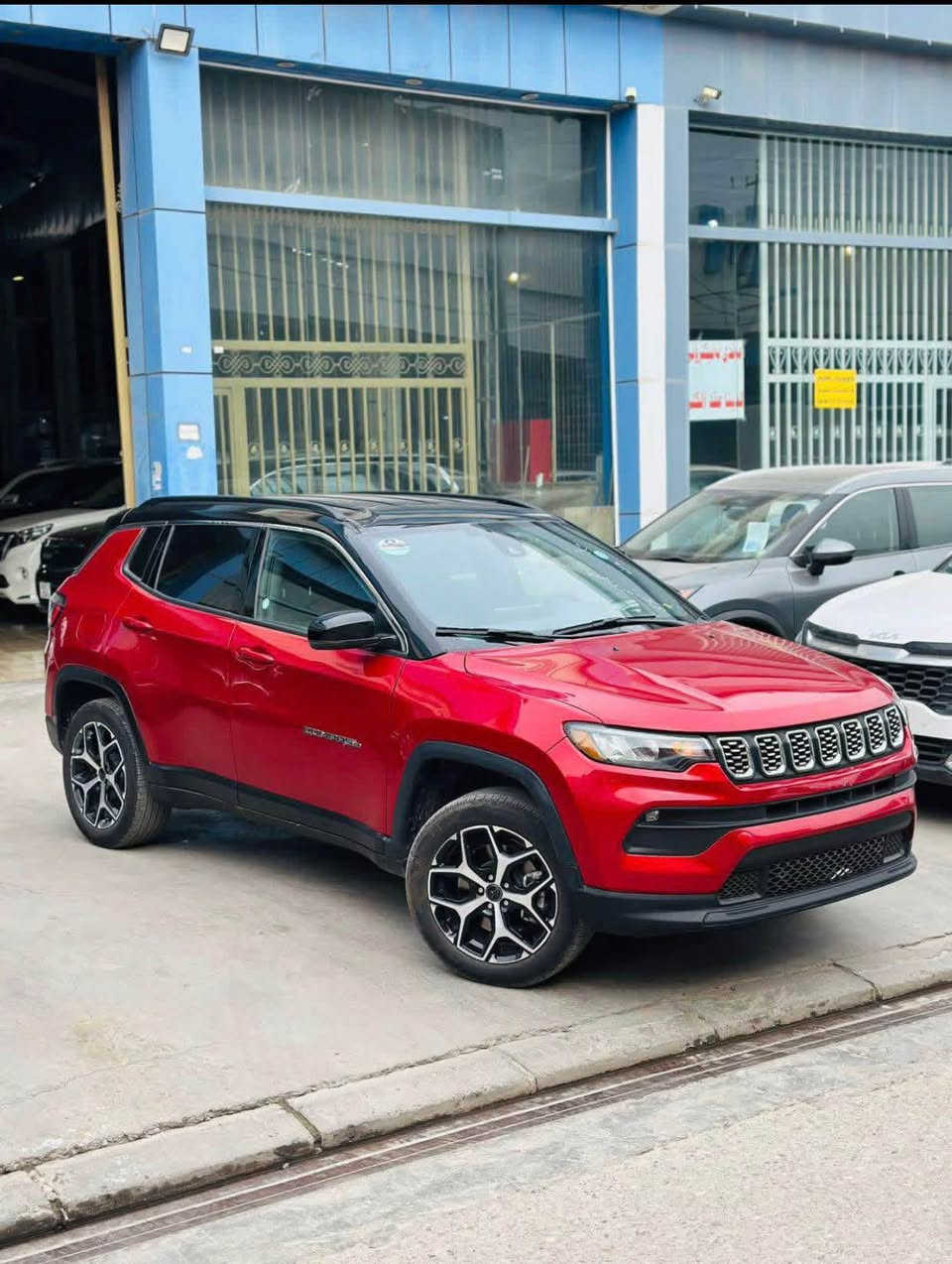 جيب كومباس موديل 2024 
مواصفات فول الفول بس بدون فتحه 
لمتت سقف اسود بلادي 
فورويل 
بصمه 
تشغيل عن بعد 
مسار الطريق 
تحديد سرعه 
مانع تزلق 
سكان تحكم 
رادارامامي 
رادار خلفي 
مرايا رادار 
ويلكب 
الصبخ ابيع حيزام 
اربيل اربيل تترقم اربيل دهوك سليمانيه 
عنوان اربيل
سعر 117 ورقه هاتف واتصاب 
*********** أربيل, العراق
