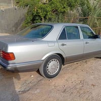 للبيع مارسدس 300بغداد موديل 90 للاستفسار 07826587698