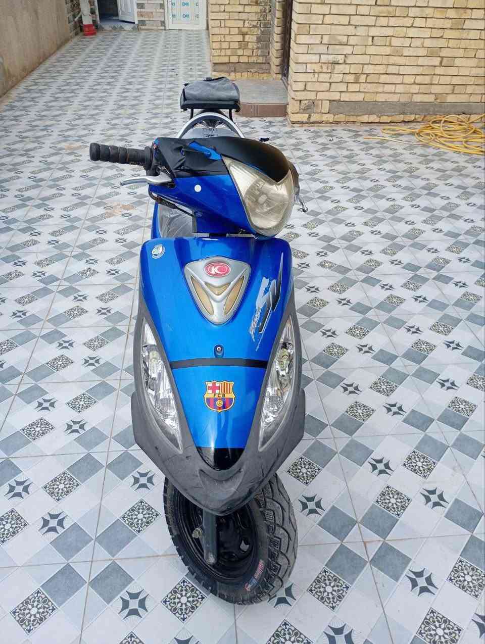 سلام عليكم درجه كامكو مديل 13 مفتوحه بدل بس بستم وكهربايات كله شقاله الايت زنون سعر 550 بيه مجال مكان رفاعي مكلف بلنشر رقم صاحب الدراجه ***********
