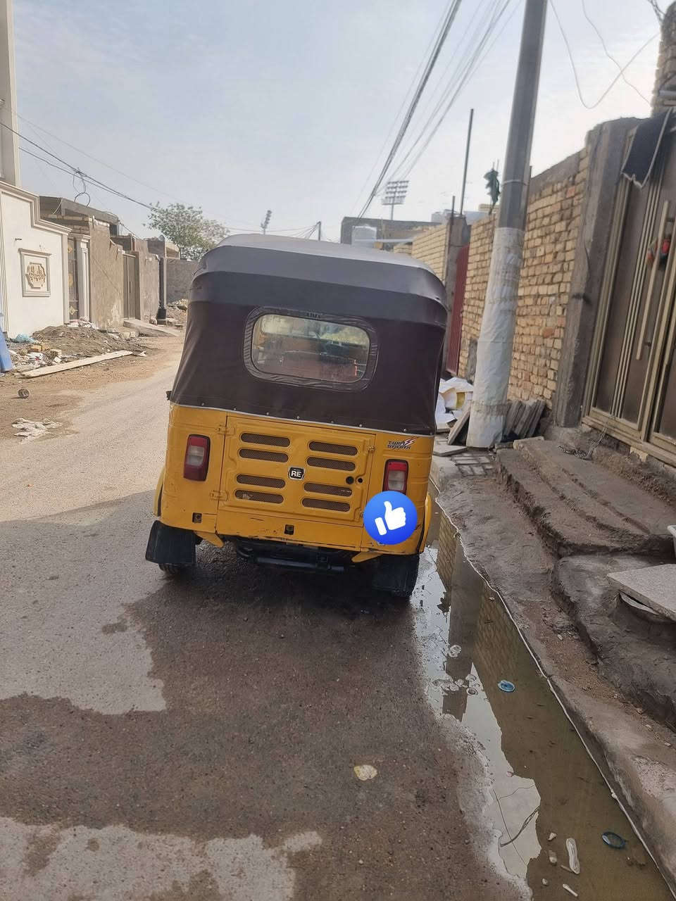 سلام عليكم تكتك البيع 20 شهر 9 رقم انكليزي تحويل ثاني يوم تكتك كامله من كلشي مكينه اكسن لا تنقيص لا تبخير مكينه ناعمه كلش كشر كفاله من ضربه وصبغ كهربيات كله شغاله تخم تاير جديد جادر جديد *********** مدينه الصدر حي الكوفه
