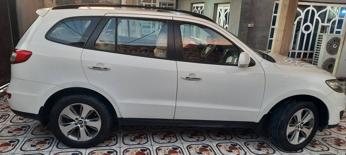 المواصفات فول 1/1

كشن كهرباء 

داخل جلد اصلي

بصمه تشغيل 

حساس خلفي 

داخل صاج 

مري شفط 

تحكمات استيرن كامل 

7 راكب 

3 قطع تبريد بيانو 

لد نهاري 

محرك 6 سلندر 3500

ماشيه 161

ويل كروم تخم تاير 

رقم بغداد دولي  تحويل مباشر 

السعر 165  وبيها مجال 

***********
