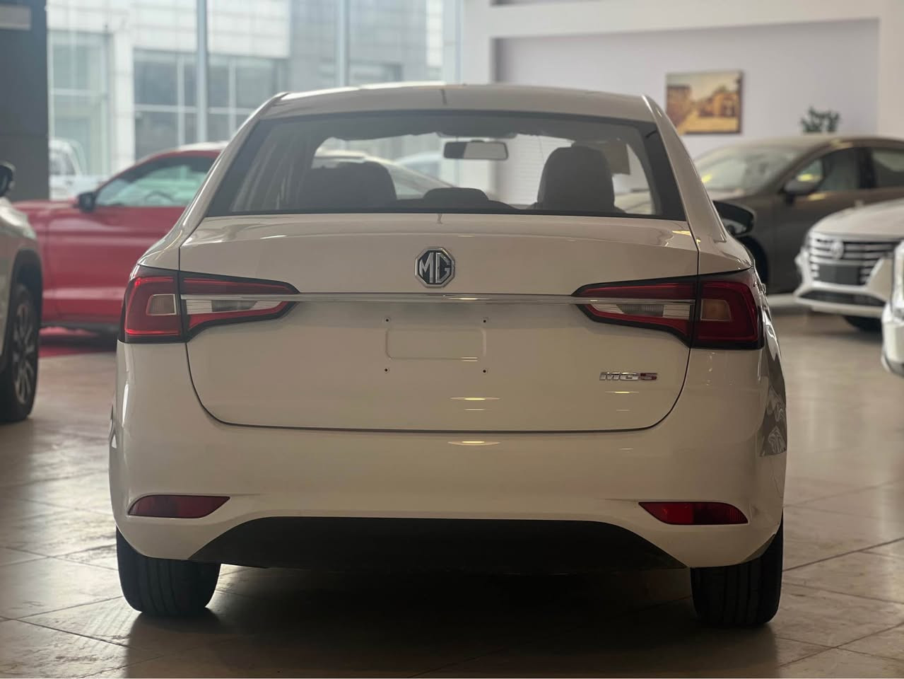 MG 5 
2025
سفر كم
ضمان ٦ سال 
ستاندارد بله س
ويل كب
شاشه 
سوكان ڤؤليوم
بؤ زانيارى زياتر:*********** السليمانية, العراق
