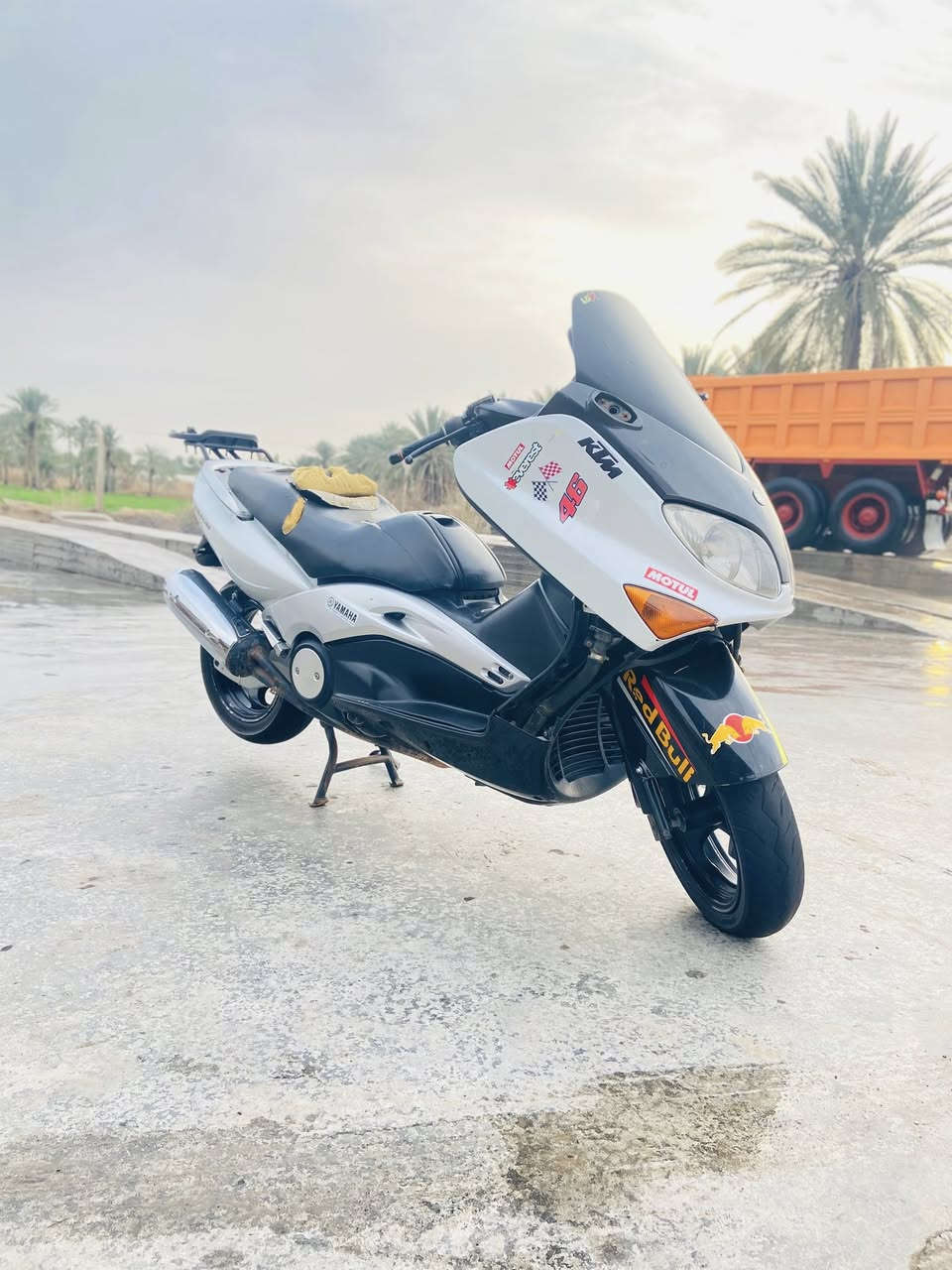 يالله للبيع تي ماكس 2007 كفاله عامه جيب فيترك وتعال  من كلشي بس بيه نقص الشباره مال بجم فقط أي نقص مابيه نضافه كدام عينك واحلا من الصوره دهن كله امزويل ومي زيتي الدراجه ممتعوبه حتى ماطلع بيها السعر 16 ورقه وبيه مجال شراي تعال خاص او *********** مكاني بابل
