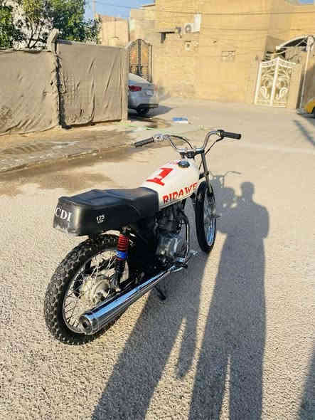 للبيع(گلك گلك گلك)
***********
