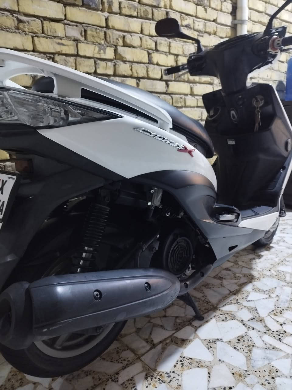 سكنس لد جديده بمعنه الكلمه مامستخدمه شي قليل المكان بابل ***********
