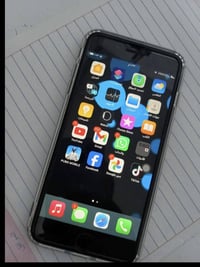 ايفون ٧ بلاص ذاكرة ١٢٨ سعره ١١٠للاتصال 07709436963