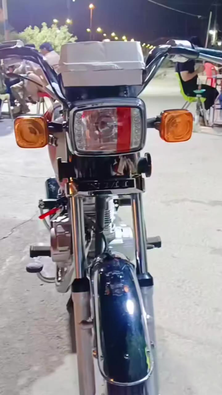 سلام عليكم  شباب دراجه يراني شلامجه صوليه 7وراق وكليه بلعماره وشراي يتصل ***********
