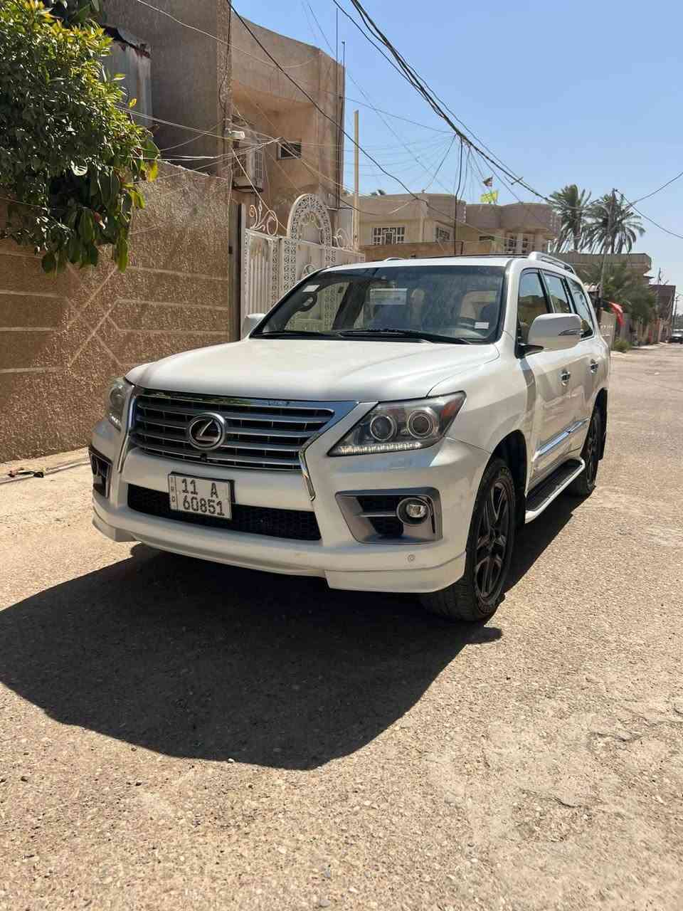 السلام عليكم لكزز ٢٠١٣ رقم بغداد انكليزي بسمي فول مواصفات مكفوله من الصبغ فقط بنيد مبدل بلادي والسونار مرفق السعر ٣١٨ وبيها مجال ***********
