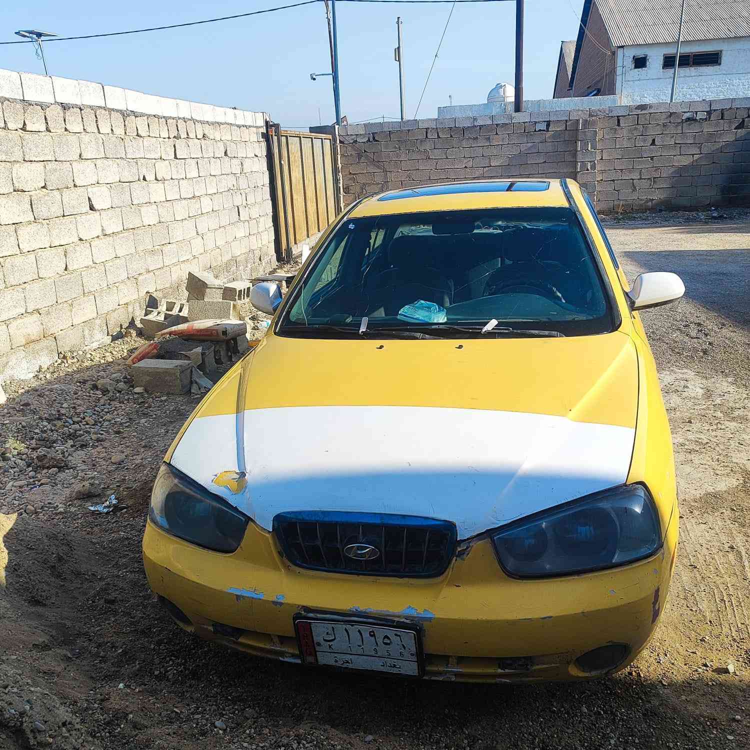 السلام عليكم ألنتره للبيع موديل 2002السعره 40وبيها مجال العنوان اديالى كير عادي ‏‏‪***********‬‏
