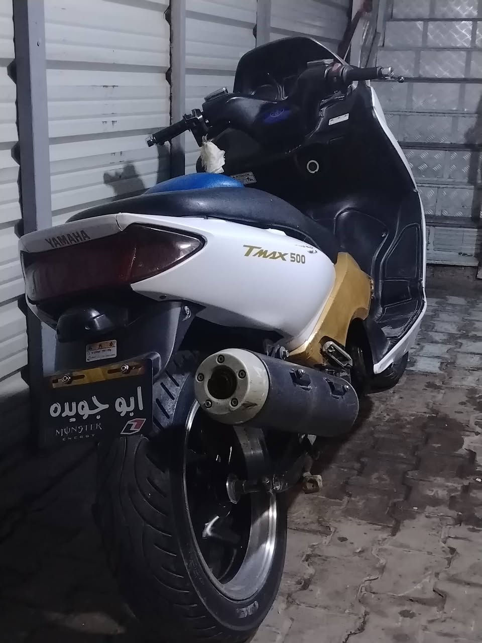 للبيع تيماكس 2008 نوزل دراجه شغاله نكره بس يحتاجلها قايش وكلج امامي بي صوت خفيف  دراجه مرتبه مغلفه فابلون ابيض جماليه كفراتها لون ازرك مابيهن لا كسر ولا شخوط ودراجه شوفت عينكم معروضه 15 وبيها مجال عنوان زعفرانيه جسر ديالى قديم رقم ***********
