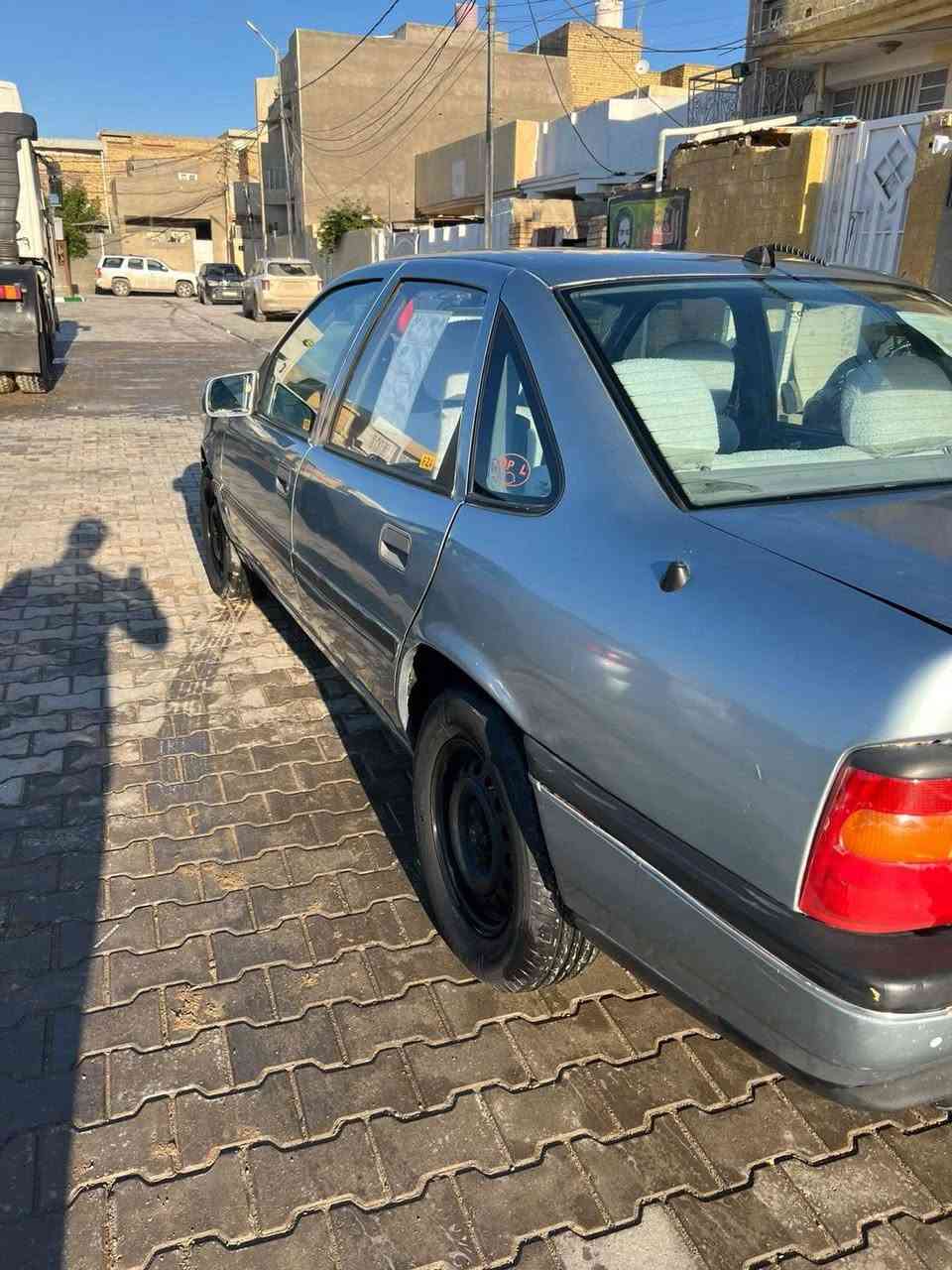 سلام عليكم اوبل فگترا للبيع
موديل١٩٨٩ محرك(2000)
تحويل ثاني يوم ***********
