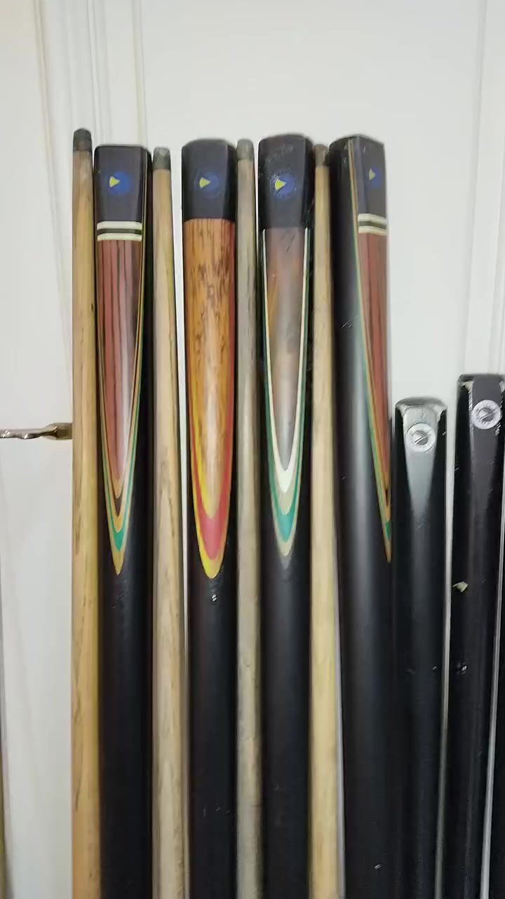 11 كيوب
حصان واحد 
مثلث واحد 
*********** 
شارع فلسطين
