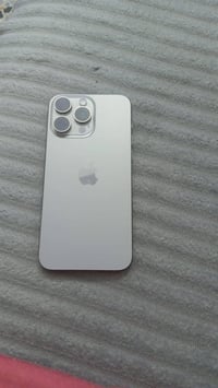 آيفون ١٥ برو ماكس • بطارية ٨٩٪ • شاشة أصلية