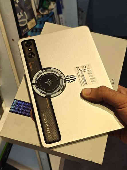 يارزاق 
متاح ايباد ريدماجك أسترا
ذاكرة 256/12
معالج سناب دراكون 8Elite
مستخدم 10 ايام مشحون11 مرة
غراض مامستخدمه
ببجي 120 فريم
السعر 725لف
***********
 ***********
مكاني طويريج يتوفر توصيل بابل كربلاء كربلاء
