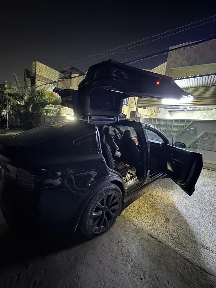 السلام عليكم تيسلا موديل x دبل ماطور السيارة ماشية 9000 حادثها جاملغ الخلفي السيارة فوول مواصفات 7 راكب كشنات متصلة رقم بغداد السعر 45000$ يعني 4 دفاتر ونص وهيه غنية عن التعريف مكان بغداد للاستفسار ***********
