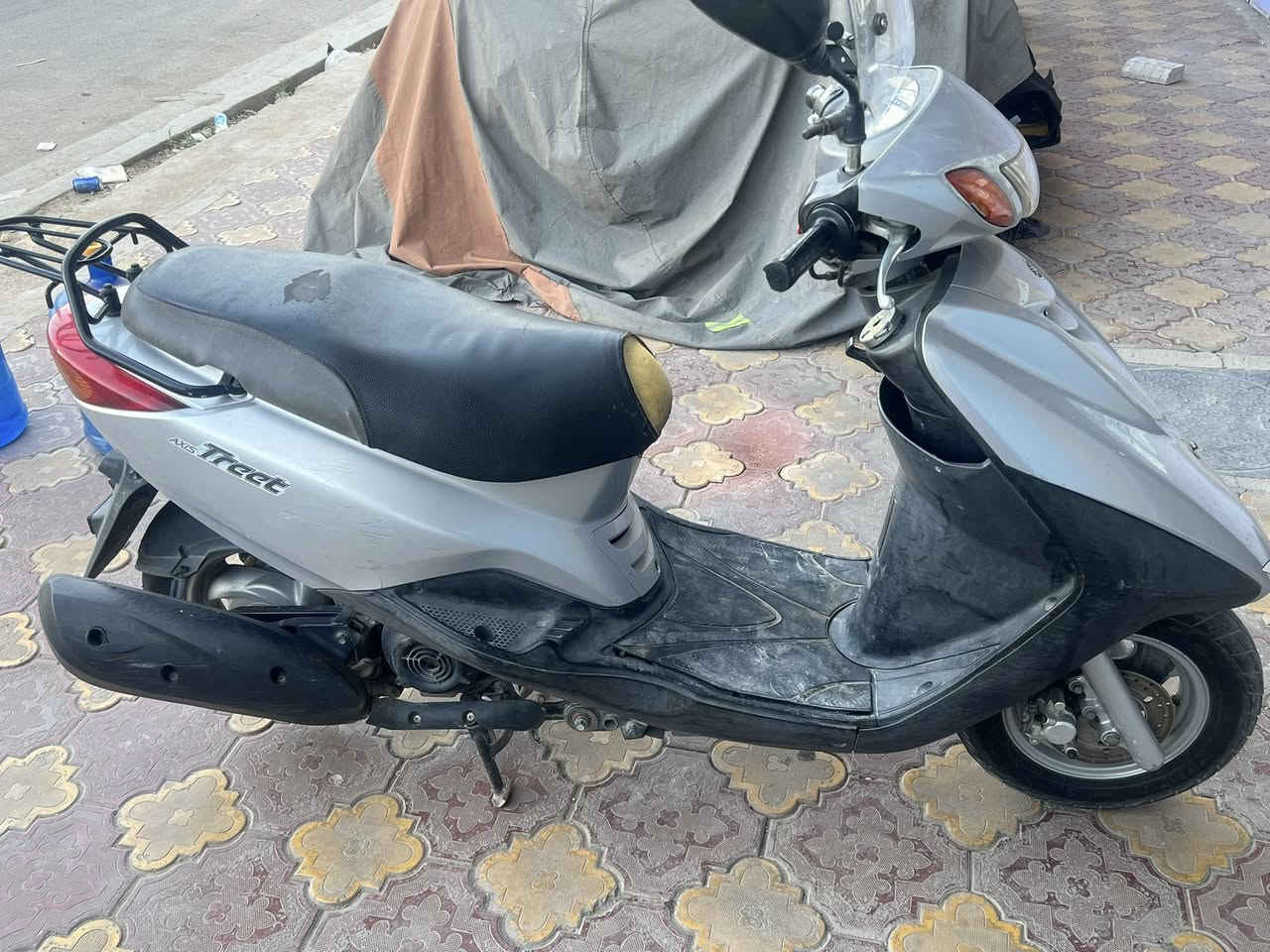 دراجة اكزز للبيع ما صاله شهر من رمبة مستعجل على بيعتها مكاني شعلة السعر بما يرضي الله الرقم ***********
