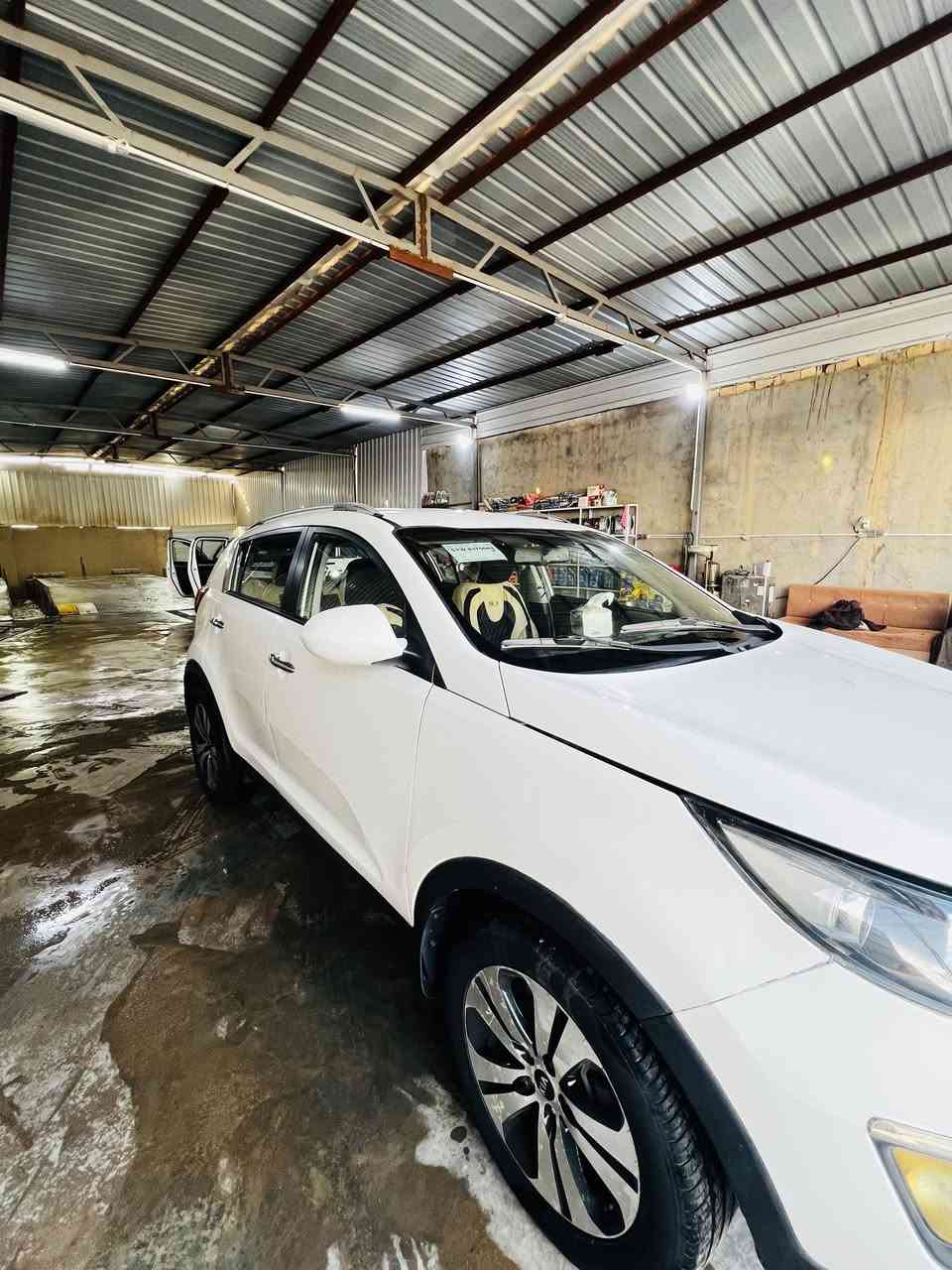 السلام عليك كياسبورتج2013
خليجي والضرر كما موضح في السونار السعر137 
المكان ذي قار رقم الهاتف ***********
