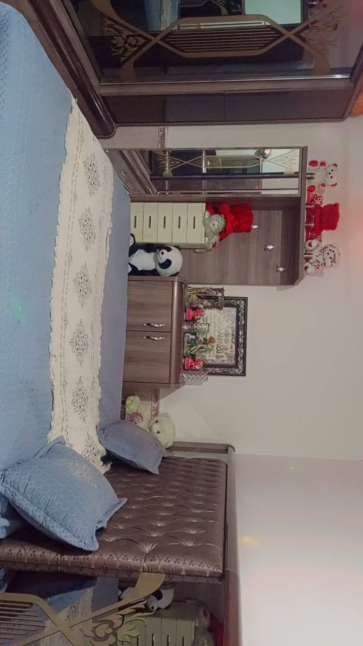 السلام عليكم غرفه نوم للبيع 11 قطعه السعر مليون ونص وبيها مجال مكاني البصره القبله شارع البريد الاستفسار رقم الهاتف ***********
