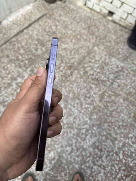 السلام عليكم ايفون 14 ابرو ماكس شريحه وحده ذاكره 256 بطاريه 83  عربي نظيف حيل شخط مابي  
تجي تاخذه من البيت مكاني بغداد حي اور 
السعر 880
للاستفسار ***********
