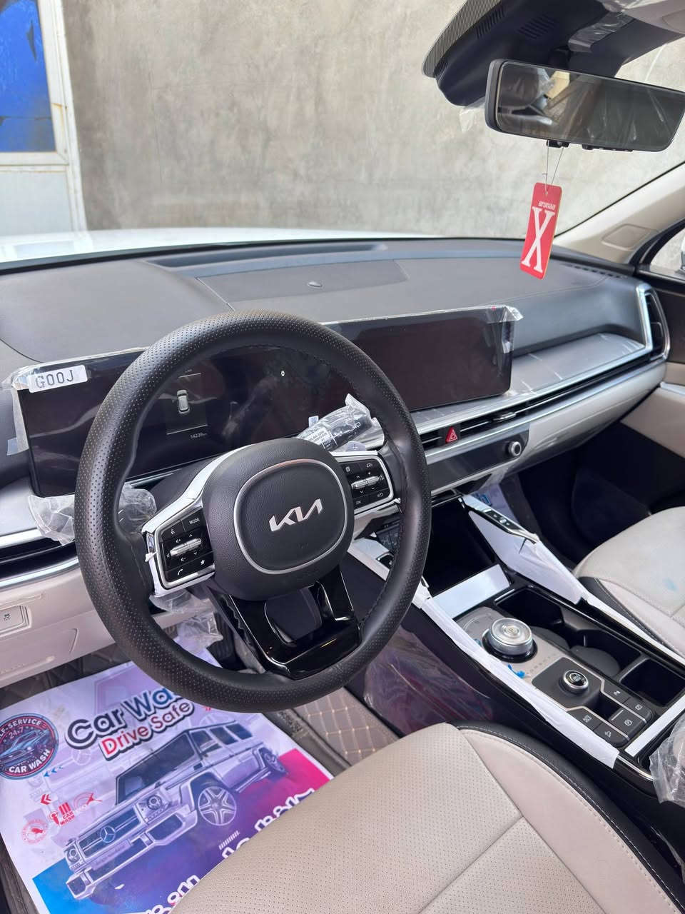 سورنتو ٢٠٢٥ خليجي مكفولة كفالة عامةضمان شركة نم بأسمي رقم بغداد اخت الزيرو ماشية ١٤٥٠٠
مواصفات:
6 سلندر محرك 3500
كراسي جلد كهرباء
تدفئة وتبريد الكشنات
كامرتين
ثلاث قطع تبريد منفصل
ويل 19
سبعة راكب
بصمة ابواب
صندوق كهرباء
گير ماوس ثمان سرع
اربع وضعيات قيادة
هاند بريك بصمه
شاشة متصل تدعم ابل كار بلي
إنارة محيطية متغيرة
لايتاتLED زنون
تشغيل عن بعد
نظام ترحيب عند الاقتراب
العنوان الدورة ***********
