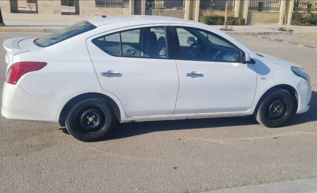 البيع السعر ٩٨    *********** 
مديل ١٩
