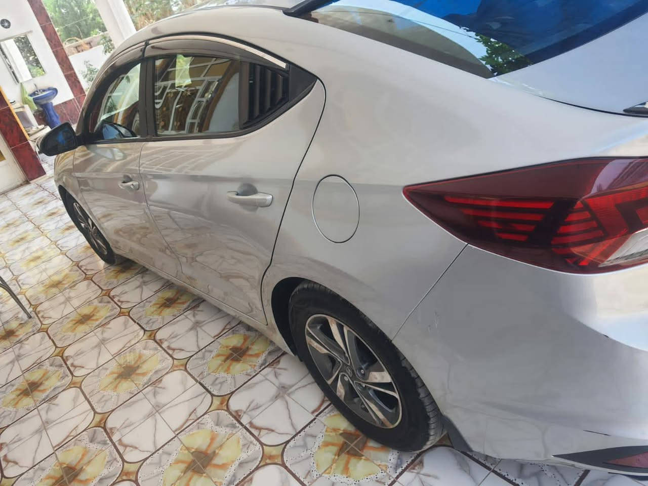 ،  للبيع لاانترا موديل19رقم بغداد بسمي،كير مكينة كفالة سياره جديده سونار مرفق بل منشور$115وبيها مجال

مكان ديالئ الخالص لااستفسار لااتصال علئ رقم ***********
