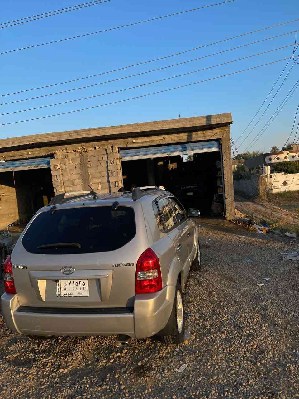 سلام عليكم توسان2009محرك 2000 جديده السياره جاهزه رقم بغداد السونار مرفق في الصور السعر 105 وبيه مجال رقم صاحب السياره *********** المكان كربلاء طوريج الخاص مغلق اني مكلف ب النشر
