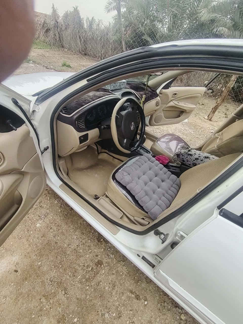 سلام عليكم نيسان تفاحه ٢٠٠٩سعر٨٥  ***********
