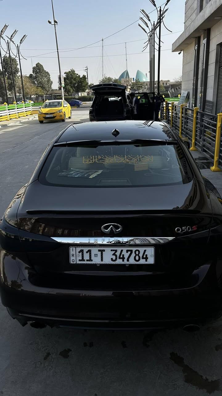 السلام عليكم
انفنتي Q50 2018 للبيع (لون مميز) رقم بغداد 
6 سلندر توين تيربو 🚀

السياره حادثها سرقه جاملغ عكس السايق 

مكفوله كفاله عامه من كلشي 
مبدل الها محرك تست مشيت عليه 21 الف 
والنظافه مثل ما تشوف.

بيها سقف روز متغير انتَ تتحكم بيه
سماعات JBL

شاد الها انتر كُلر يخليك تنسه هم حماوه التيربو 

تخم تايرات جدد ياباني

دبلات جدد 

السعر 140 وبيها مجال والي يريدها يتصل ويدلل ما ابقيها بنفس احد لان راح تشتروها من نفس طيبه ان شاء الله 
***********
ومكان السياره بغداد
