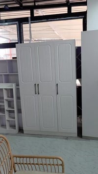 كنتور خشب • ٣ باب • ١٢٠×٢٠٠×٥٢ سم