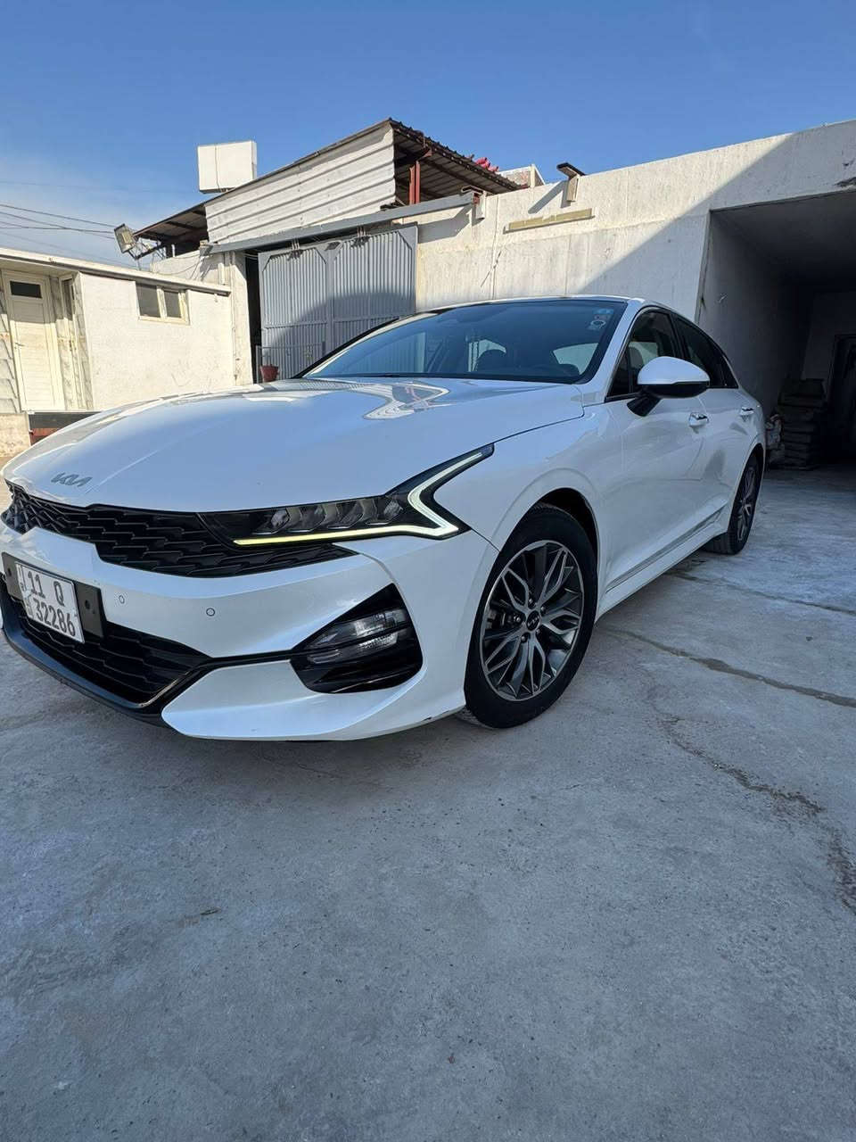 كي فايف موديل 22/ كفاله 
فول وارد كوري 
رقم بغداد بسمي 
كير ماوس 
كشن تبريد تدفئه كهرباء
ردار امامي حساس امامي خلفي شفاتات ستيرن 
بنرامه 
فول شنو تريد بيهه 
تشغيل عن بعد 
ماشيه 30 الف 
داخل اسود 
نضافه 100/100 حيل نضيفه 
تاير تخم جديد
مكينه الفين دوش اقتصادي 
سعر 210 قفل 
***********
