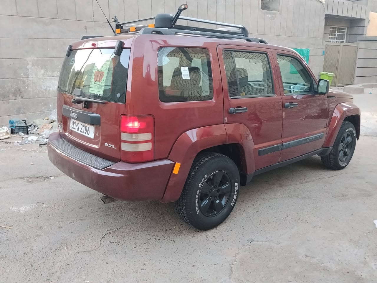 سلام عليكم جيب ليبرتي موديل 8 محرك 3700
تبريد ثلج تخم تاير جاهزه داخله نضيف بدون حادث بيهه صبغ صفحتين بسبب الجراد صدر امامي خلفي جديد سياره حلوه مرتبه سنويه 28 بسمي سياره مكانهه بغداد لعبيدي 
***********
سعره 80 وبيهه مجال
