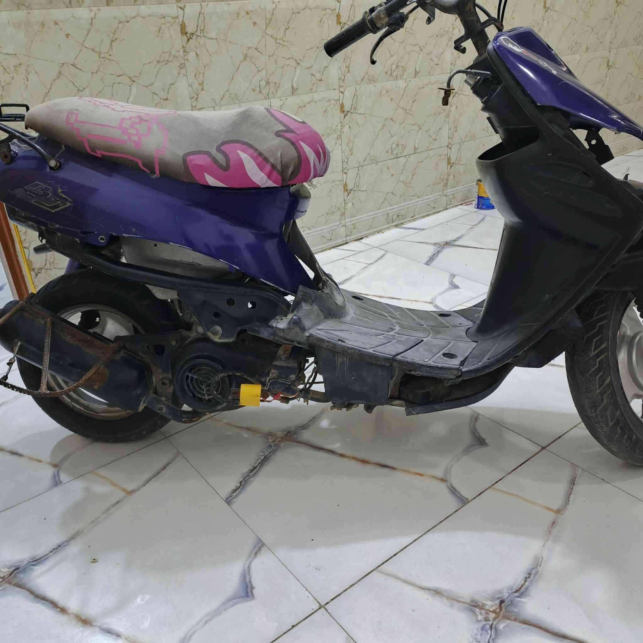 سلام عليكم درجة بيجي تسع زروف نضيفة مكينه ناعمه السعر 150وبيه مجال للتواصل هاذا رقمي *********** والخاص مفتوح مكاني الناصرية الاسكان الصناعي
