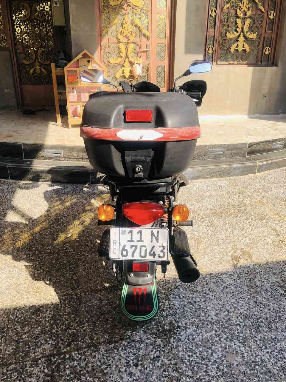 السلام عليكم: بوكسر 2023 مرقم بغداد دولي سنوية باسمي مكفولة من كلشي سعرها 2,500 مليونين ونص مكاني بغداد ***********
