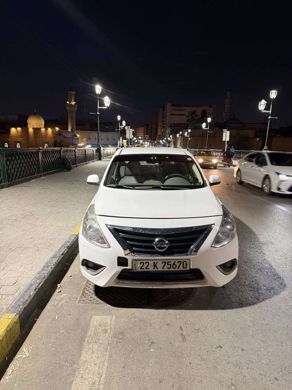 نيسان صني هندي موديل 23 بيهة قطعةباب صبغ وجاملغ مبدل صفحة اليمنة للبيع سعرهة 112 وبيهة مجال  السيارة اربيلية وباسمي تحويل ثاني يوم   
*********** واتساب
