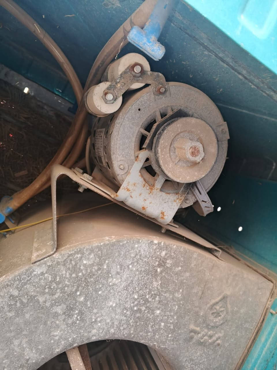 مبرده برڤاب حجم 2 ونص شغاله وع الفحص بس يحتاج شوي ترتيب 

السعر 75
عنوان بغداد الحسينيه/ الراشديه


**إذا كنت صاحب هذا الإعلان وتريد حذفه لأي سبب، رجاءا أرسل رسالة إلى الدعم الفني**