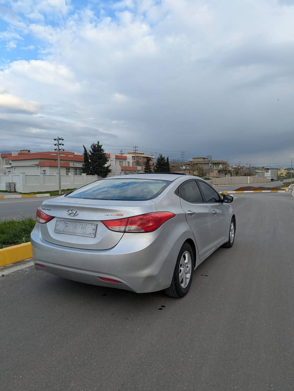 ئاڤانتی دەمار ٢٠١١، 
سڵاید، 
جڵد و هیتەر
تازە داخڵ، خاوێن کراوە
چوار تایەی تازە
توند و تۆڵە
شوێن قەڵادزێ
نرخ ٥٥$ معامەلەیەکی برایانە
***********
