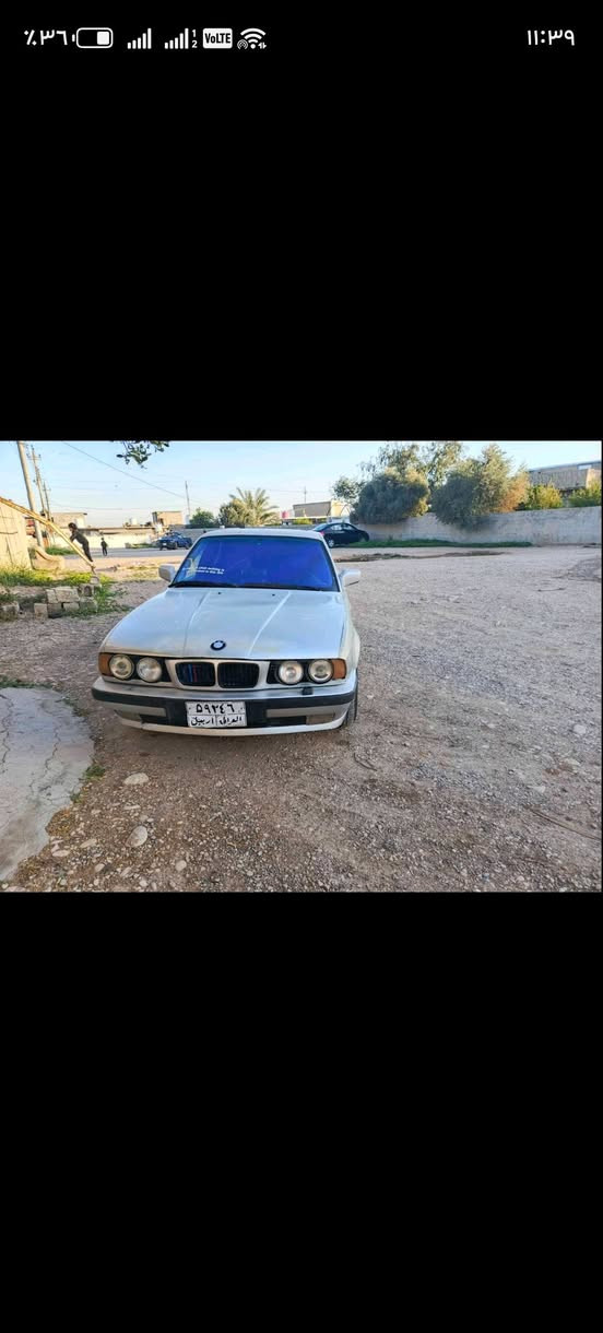 السلام عليكم
للبيع bmw 525 رقم اربیل
تحويل مباشر 
مكينه وكير جدد لاتنقيص ولابخار 
تبريد منظومه جديده 
باتري جديد 
لايت زنون 
تخم تاير وتخم ويل خليه اصل سعر 35مجال 
***********

