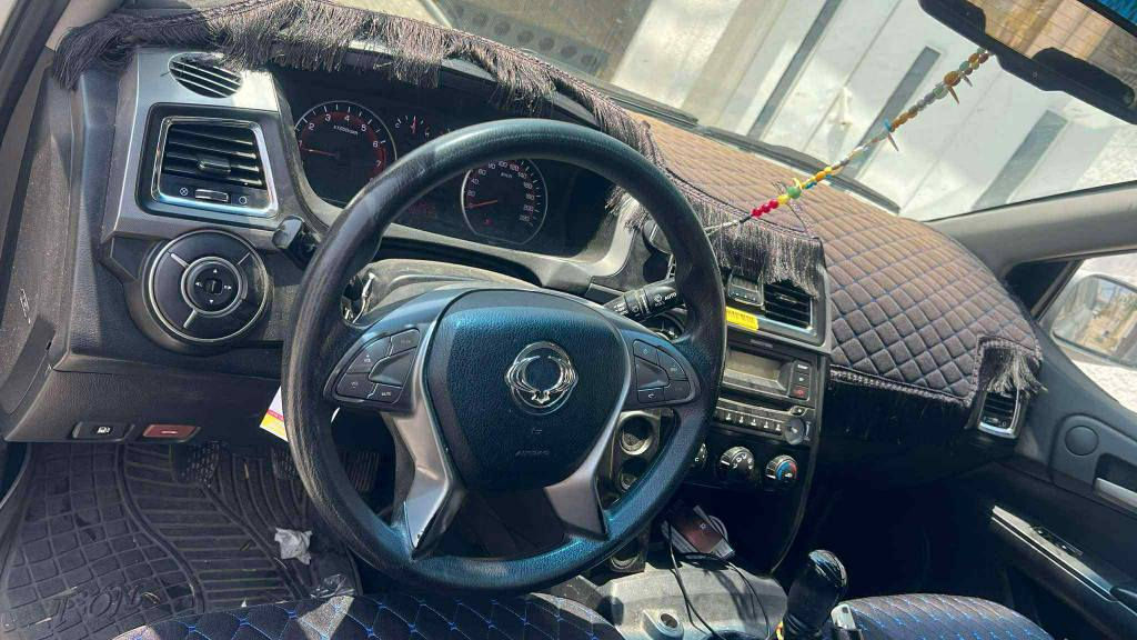 سانگ یۆنگ پیکاب مۆدێل ٢٠١٦
گێڕ عادی 
گێڕ و مەکینە بەشەرت نەکراوەتەوە 
سەیارەکە لە سفرییەوە یەک دەستە 
تەحویل و غەرامە بەشەرت 
کەمێک ساردو کاڵبوونەوەی هەیە
نرخ :١٠٠ و مەجال
ژمارە:*********** السليمانية, العراق
