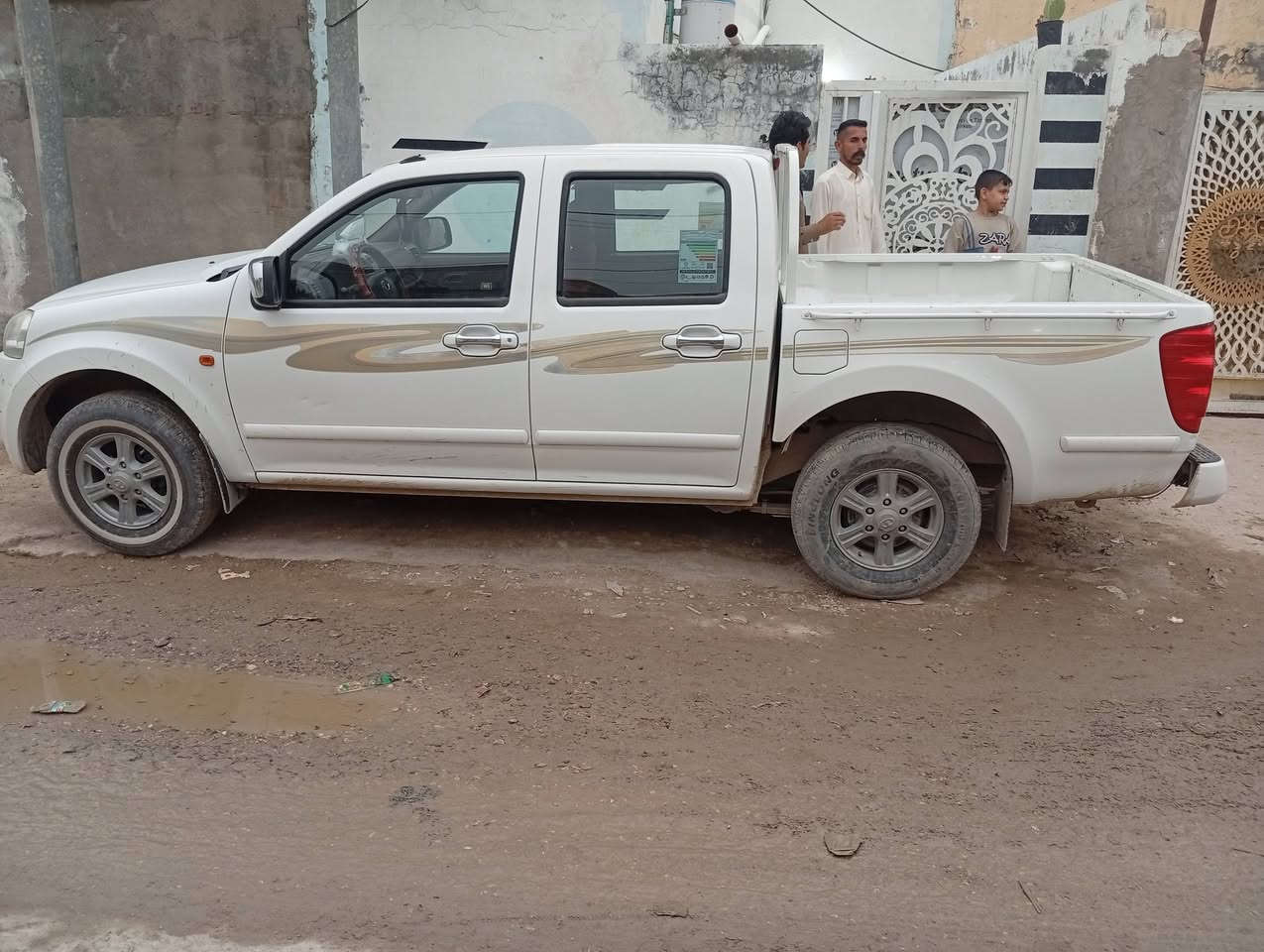 كريت ويل موديل 16رقم قادسيه كفاله عامه عده الموضح بصوره السياره ماشاء الله جديده ماشيه 153حقيقي جرص السياره أحلى من البصوره ماريد اكتب وكثر حجي السياره حلوه 
مكاني النجف الاشرف الشراي يتصل والموشراي يعبر جزاكم الله خير 
رقم ***********
وتساب موجود
