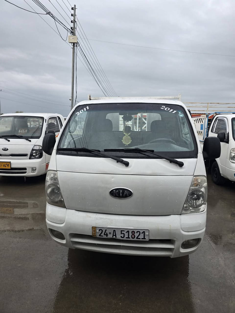 كيا ٢٧٠٠ موديل ٢٠١١رقم و سنوي نو تا ٢٠٣٠ رقم دهوك عنوان دهوك روفيا معرز هارون رقم تلفون *********** سعر ٩٧ ورقة و مجال
