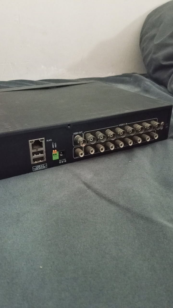 دي في ار 
8 كامرات
vga
25 الف


**إذا كنت صاحب هذا الإعلان وتريد حذفه لأي سبب، رجاءا أرسل رسالة إلى الدعم الفني**