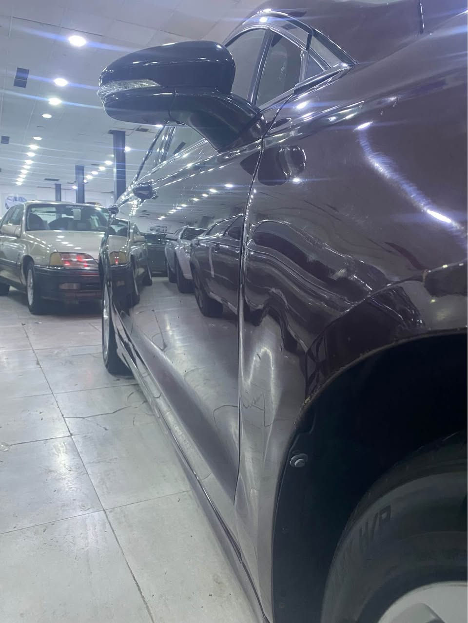 بۆ فرۆشتن 
Ford Fusion Titanium 2017

📌 فۆرد فیوژن – مواسەفات تیتانیۆم
📌 مۆدێل: 2017
📌 رەنگ: سوور تۆخ عەنابی(Burgundy)

سەیارەکە گێڕ و مەکینەی کێشەی نییە و بۆ ئەو کەسانەی بە دوای سەیارەکی باشدا دەگەڕێن بە نرخێکی گونجاو .

زانیاری و مواسەفات : 
✔️مواسەفات Titanium 
✔️مەکینە 15ی تۆربۆ
✔️گێڕ ئۆتۆماتیک ( گێڕ ماوس ) + لە سوکان + سپۆرت
✔️سێ شاشە و شاشە گەورە + Bluetooth + کامێرای دواوە + سێنسۆری پارکینگ 
✔️+تەحدید سورعە+کۆنتڕۆڵ لە سوکان+بەسمە
✔️کوشن کارەبایی + جلد + خەزن + هیتەر 
✔️لایت عەدەسە و لێزەر
✔️ویل تیتانیۆم 
 ✔️سەنەوی و هەزەی تازەیە
✔️چوار تایەی نوێی تایلەندی لەسەرە
✔️ڕۆنی گێڕ و مەکینەی تازە گۆڕاوە 
✔️رسمی سۆنەرەکەم داناوە 
✔️ ‏‎ 600$غەرامەی لەسەرە
📞 ***********
📞 *********** أربيل, العراق
