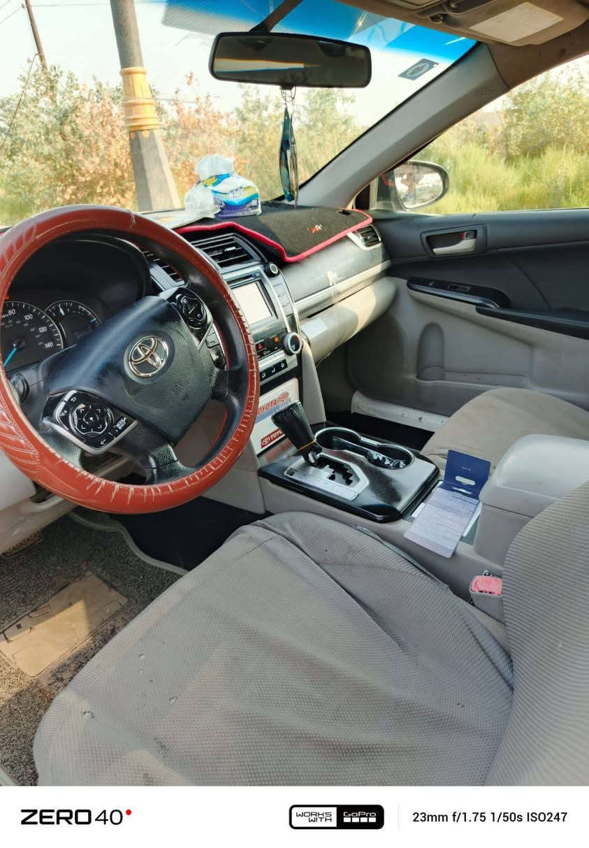 كامري موديل ١٢ وارد أمريكي كلين السيارة صبغ فقط صندوق الجنطة والي موجودات بالسونار والباقي كفالة گير مكينة حدادية تبريد خير من الله
السيارة بإسمي سنوية ل2029 هزة ل2027
120وبيها مجال شي بسيط.
***********
