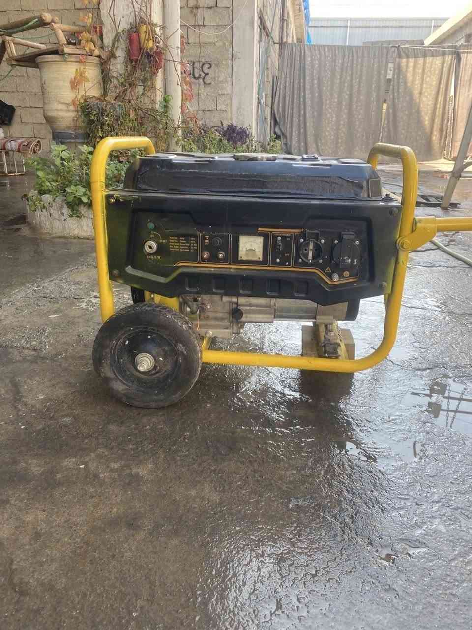 پاک و بئ عە یب نرخ١٥٠  هە زار *********** رە قە م
