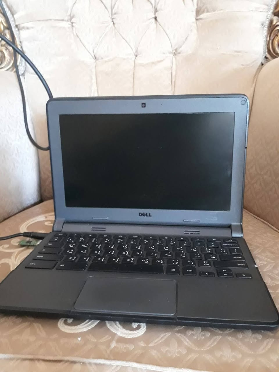 لابتوب  للبيع واحد دلل بسعر 35الف 
للاستفسار هاتف *********** واتساب 📱🖥️
