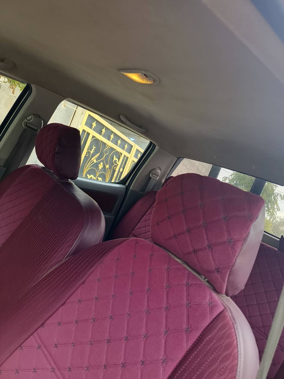 توێتا مەرزێ 2008 ناو سور 
بێ  مەسرەف چوارتایەی لۆکی لەژێرە بێ بۆیاخ بێ سەرف و بوخار ڕەقەمی تازەیە گێڕ و ئەکسل و دەبڵ ئەکسلی بەشەرت تەبریت لەسەر سوچ سەدری کامل ژێری و ڕۆنیشی تازە گۆڕیاوە بێ تەقەو ڕقە مەسرەفی تیا نیە ماڵی دۆستە 
ناونیشان سمود کەلار 
مشتەریت جەرەسکە 
***********
